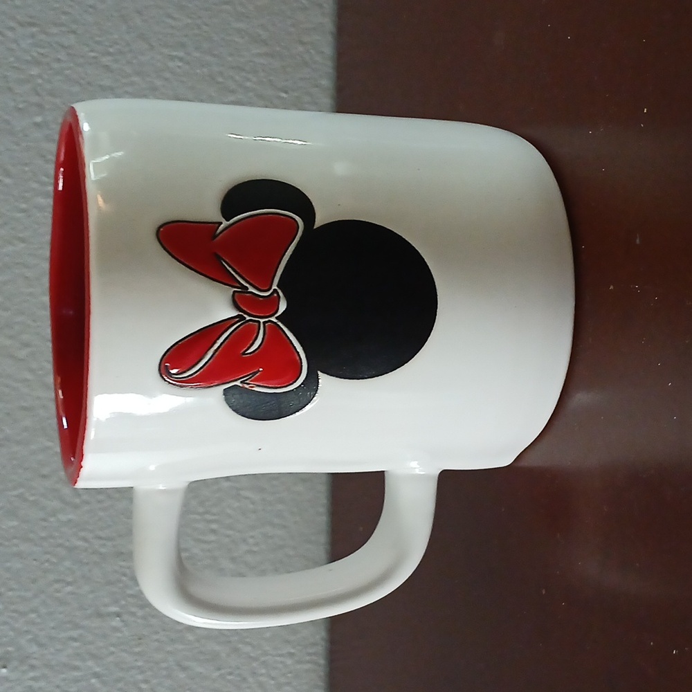 Disney MINNIE MOUSE Silhouette Ceramic Mug